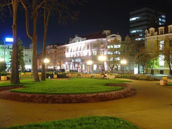 Central Burgas at night